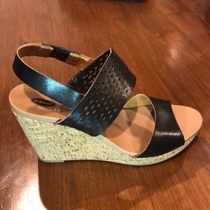 Black Dr. Scholl’s True Comfort Cork Wedges